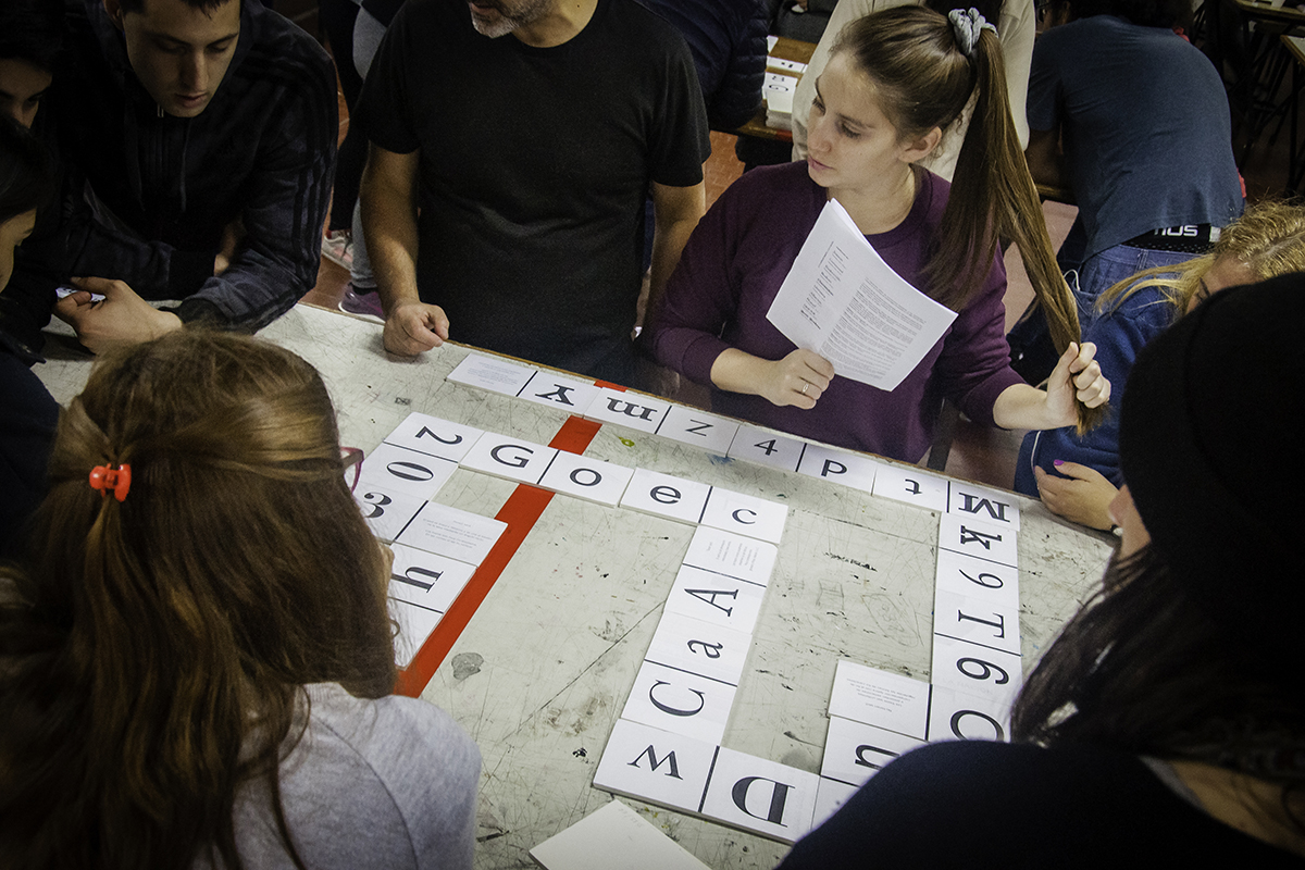 Dominó. Trabajo de Alumnes UBA.