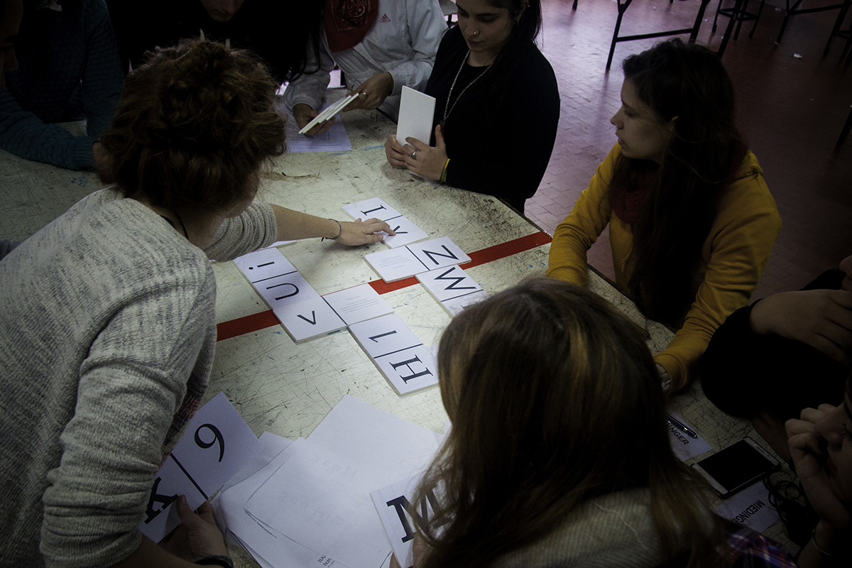 Dominó. Trabajo de Alumnes UBA.