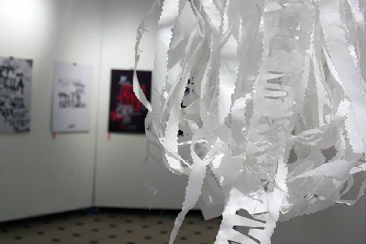Tipografía en el espacio. Trabajo de  Paola Vilaseca.